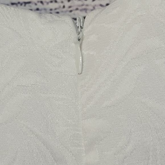 Princess Classic Fashion White Formal Dress Juniors Size Large - Picture 5 of 6